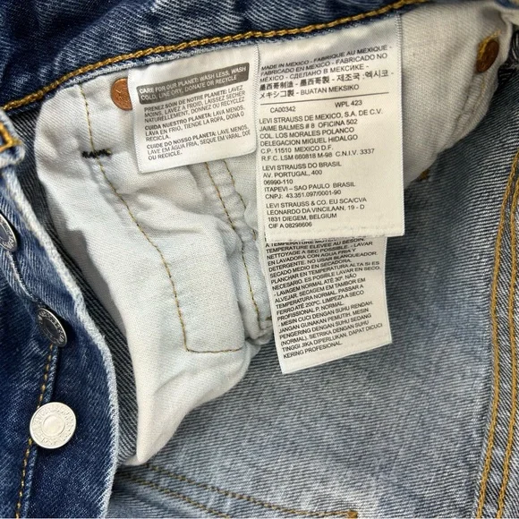 Levi’s 501 32x34 Classic Blue Denim Jeans - Picture 10 of 12